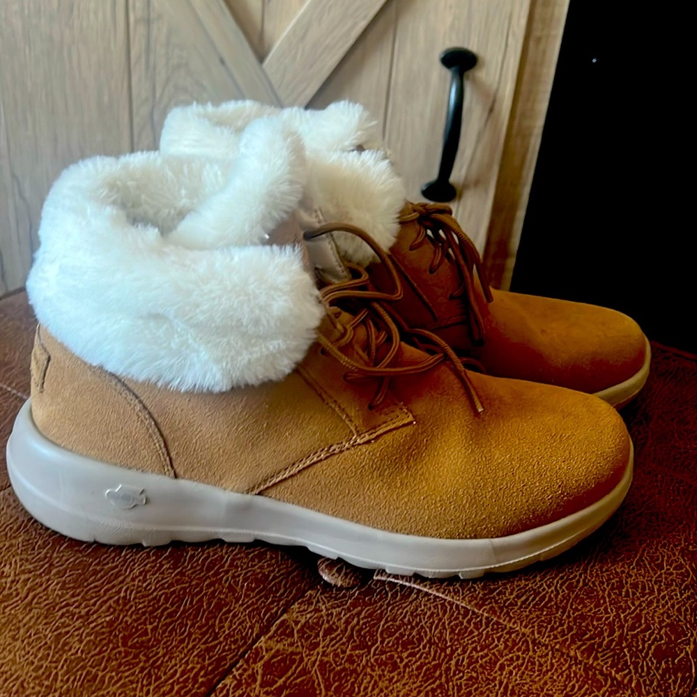 Skechers boots